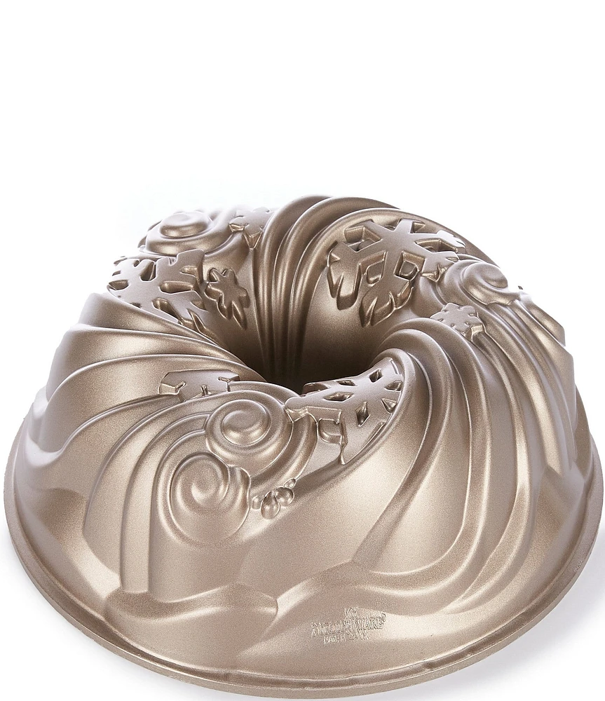 Southern Living Holiday Let It Snow Bundt Pan