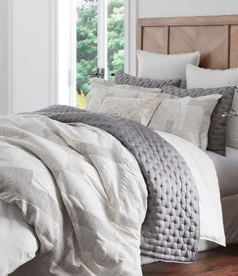 Southern Living Simplicity Collection Sullivan Comforter