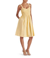 Steve Madden Fleur Poplin Sweetheart Neck Sleeveless Smocked Dress