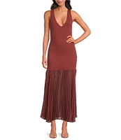 Steve Madden Sorella V-Neck Sleeveless Mixed Media Pleated Hem Maxi Dress