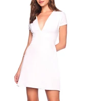 Susana Monaco Plunge V-Neck Short Sleeve Dress