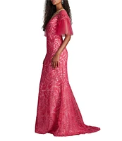 Tadashi Shoji Embroidered Sweetheart Neck Short Sleeve Mermaid Gown