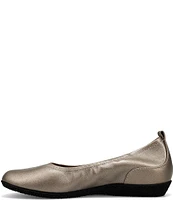 Taos Footwear Chit Chat Leather Skimmer Flats