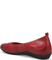 Taos Footwear Chit Chat Leather Skimmer Flats