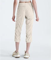 The North Face Aphrodite 2.0 Straight Leg Pull-On Capri Pants