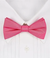 Tre Vero Solid Pre-Tied Bow Tie