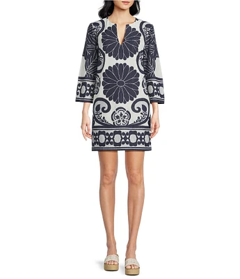 Trina Turk Amy Clip Jacquard Border Print Split V-Neck 3/4 Sleeve Dress