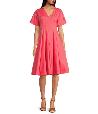 Trina Turk Ashe Poplin V-Neck Short Sleeve Fit-And-Flare Midi Dress
