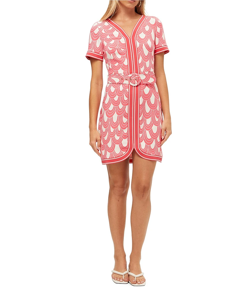 Trina Turk Motion Printed V-Neck Short Sleeve Belted Dress