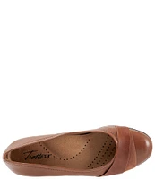 Trotters Danni Leather And Suede Flats