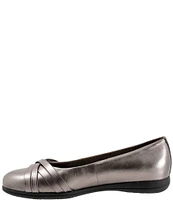 Trotters Daphne Leather Flats