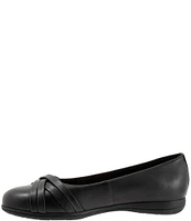 Trotters Daphne Leather Flats