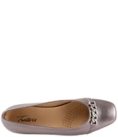 Trotters Harmony Leather Square Toe Chain Flats