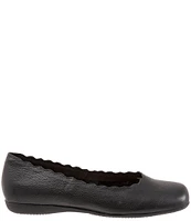 Trotters Sabine Leather Scalloped Slip-On Flats