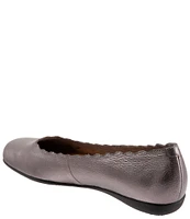 Trotters Sabine Leather Scalloped Slip-On Flats