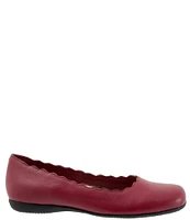 Trotters Sabine Leather Scalloped Slip-On Flats