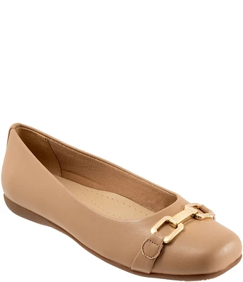 Trotters Sadie Square Toe Bit Buckle Flats