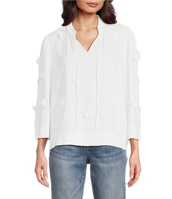 Tru Luxe Jeans Linen Blend Split Crew Neck 3/4 Sleeve Applique Flowers Blouse