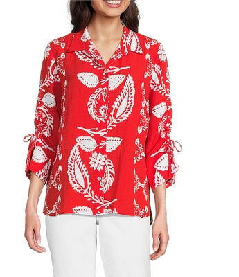 Tru Luxe Jeans Placed Print Point Collar 3/4 Ruched Sleeve Button Front Tunic