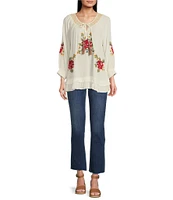 Tru Luxe Jeans Rayon Crinkle Floral Embroidered Scoop Neck 3/4 Smocked Cuff Sleeve Peasant Top