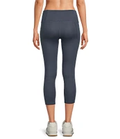 Under Armour Motion High Rise Capri Leggings