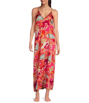 VAN WINKLE & CO. Paisley Print Sleeveless V Neck Woven Satin Maxi Chemise