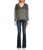 Vigoss Striped V-Neck Pullover