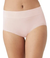 Wacoal Feeling Flexible Brief Panty