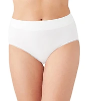 Wacoal Feeling Flexible Brief Panty