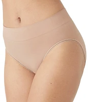 Wacoal Feeling Flexible Hi-Cut Brief Panty