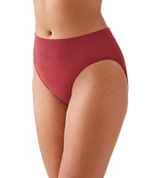 Wacoal Feeling Flexible Hi-Cut Brief Panty