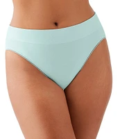 Wacoal Feeling Flexible Hi-Cut Brief Panty