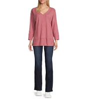 Westbound Knit 3/4 Sleeve V-Neck Button Side Hem Top