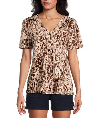 Westbound Petite Size Animal Texture Short Sleeve V-Neck Top