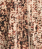 Westbound Petite Size Animal Texture Short Sleeve V-Neck Top