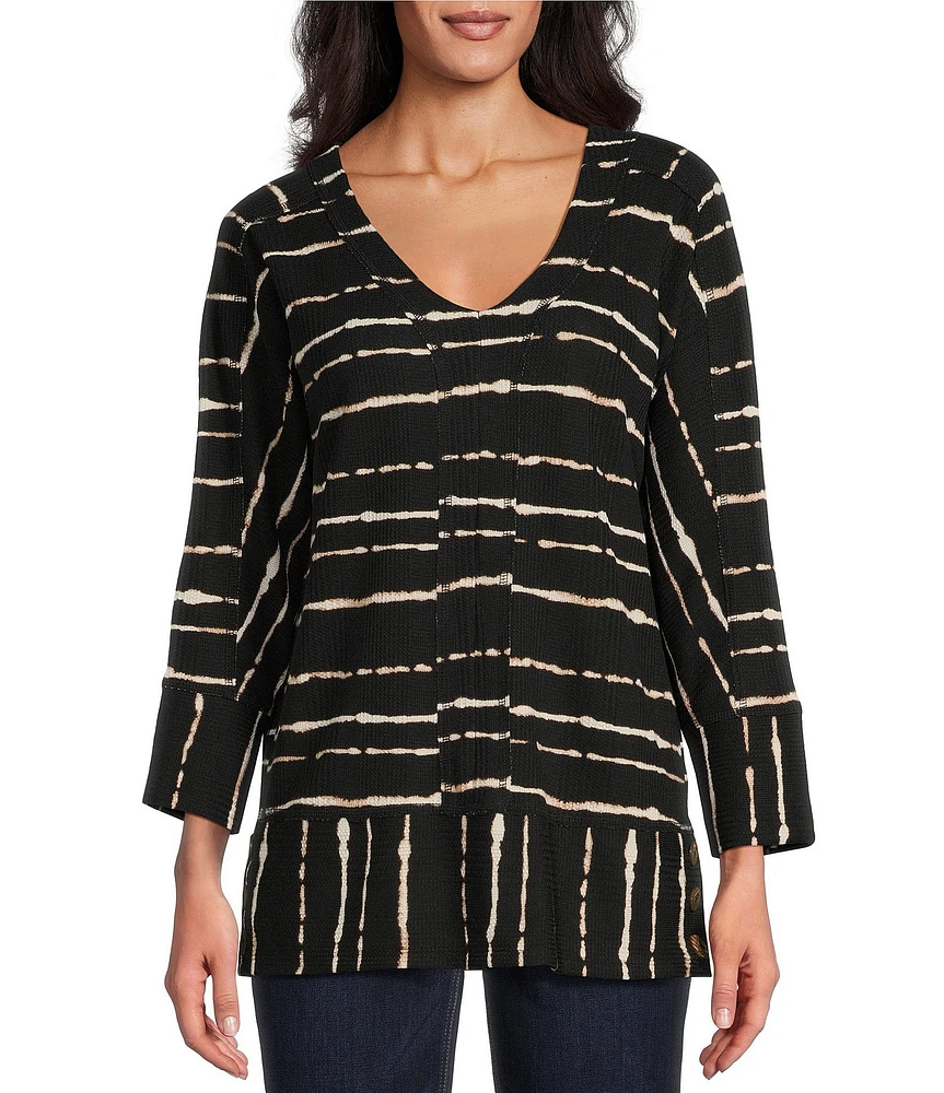 Westbound Petite Size Black Tie Dye Stripe Print Knit 3/4 Sleeve V-Neck Button Side Hem Top