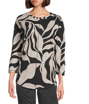 Westbound Petite Size Dancing Leaves Floral 3/4 Sleeve Knit Crew Neck Top