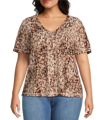 Westbound Plus Size Animal Texture Short Short V-Neck Top