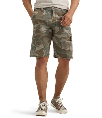 Wrangler® Camo 10 1/2#double; Inseam Carpenter Shorts