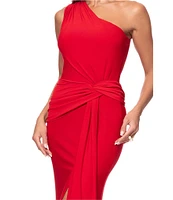 Xscape One Shoulder Neck Sleeveless Ruched Front Drape Sheath Gown