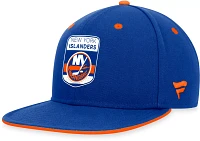 NHL New York Islanders 2023-2024 Authentic Pro Draft Snapback Hat