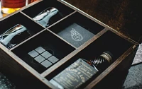 Picnic Time Tennessee Titans Whiskey Box Set