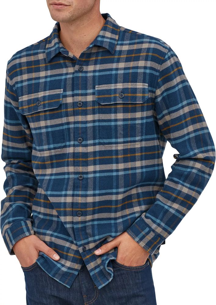 Dick's Sporting Goods Patagonia Men's Fjord Flannel Button Up Long Sleeve Shirt Bridge Street Town Centre