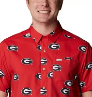 Columbia Men's Georgia Bulldogs Red Slack Tide Button-Down Camp Shirt