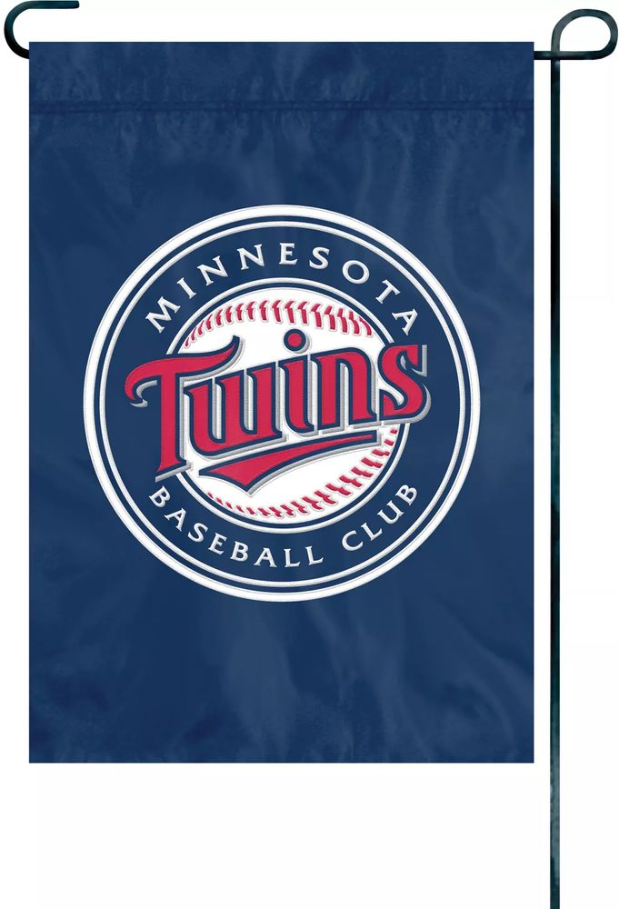 Party Animal Minnesota Twins Premium Garden Flag