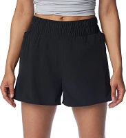 Columbia Women's PFG Tidal Light Lined Shorts