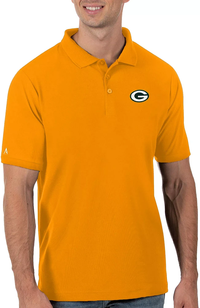 Antigua Men's Green Bay Packers Gold Legacy Pique Polo