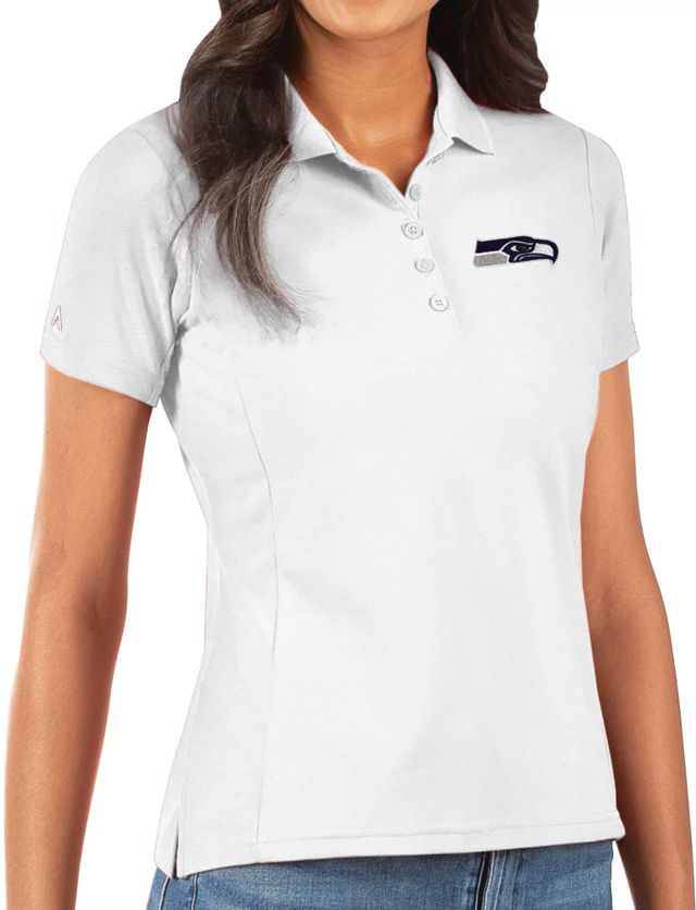 New Era Women's Seattle Seahawks Panel Boxy Navy T-Shirt