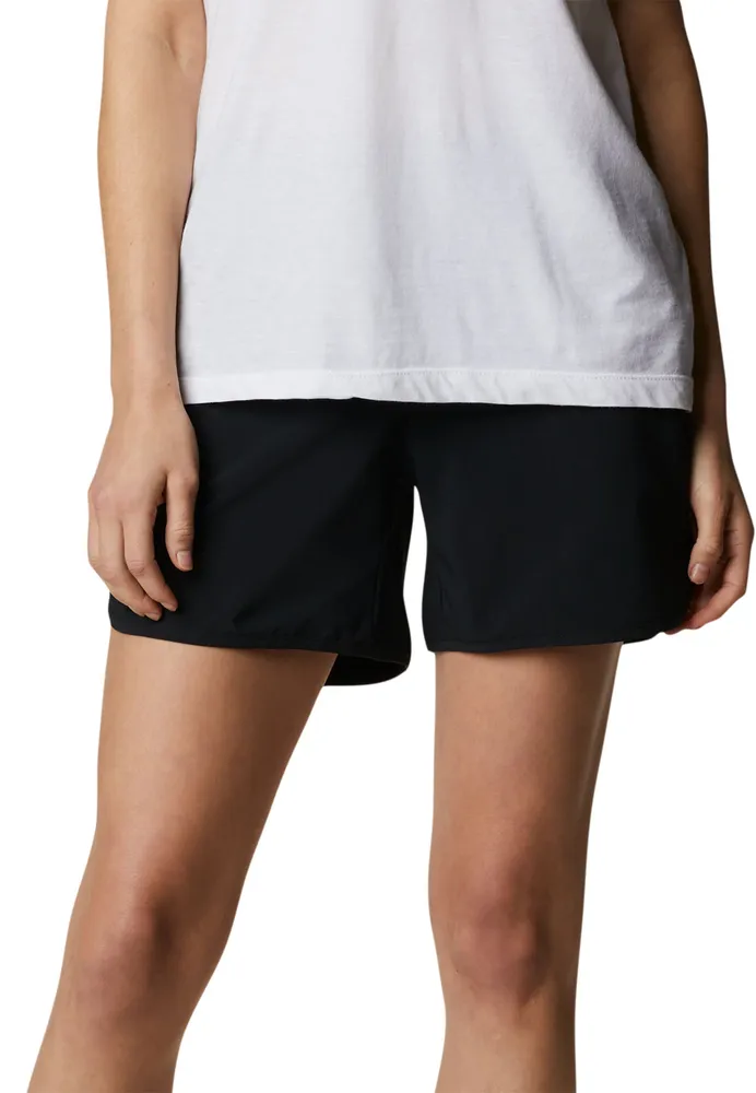 Columbia Women's Pleasant Creek Stretch Short