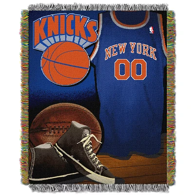 TheNorthwest New York Knicks 58'' x 60'' Vintage Tapestry Throw